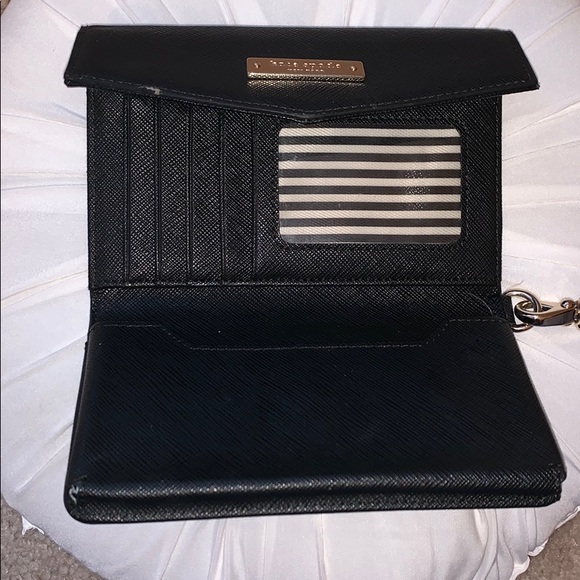 Kate Spade Wristlet - Picture 5 of 7